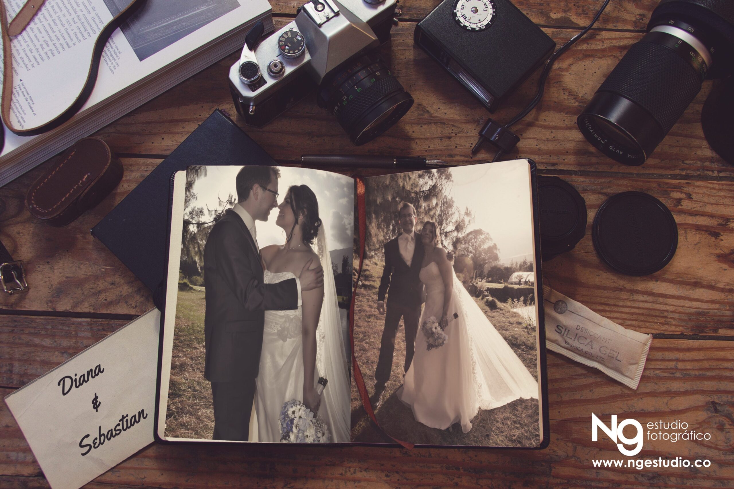 Free Old Photo Mockup